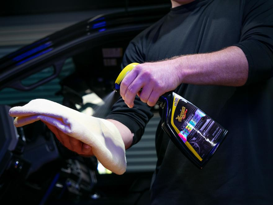 Meguiar’s Ultimate Insane Shine Protectant