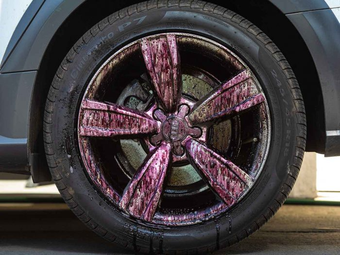 Meguiar’s Ultimate All Wheel Cleaner